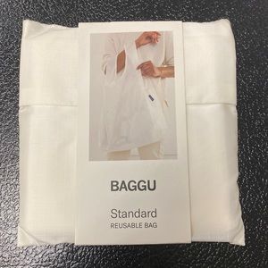 NWT BAGGU WHITE Standard Size Reusable Bag